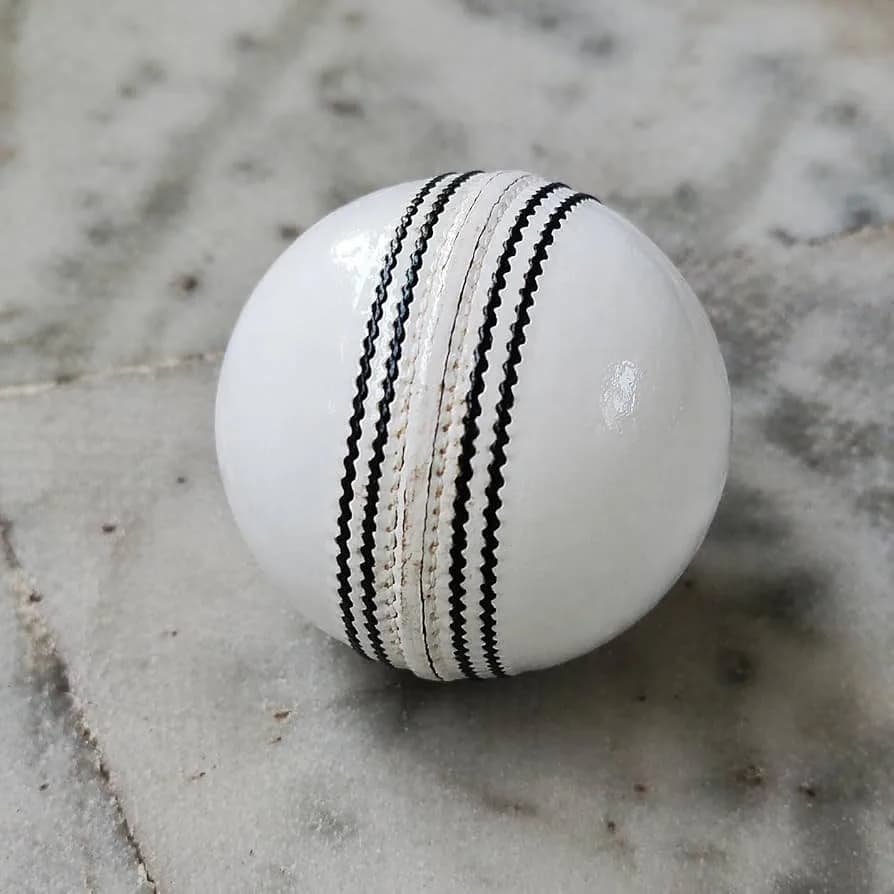 Premium white ball — 3